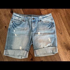 Michael Kors distressed jean shorts size 0